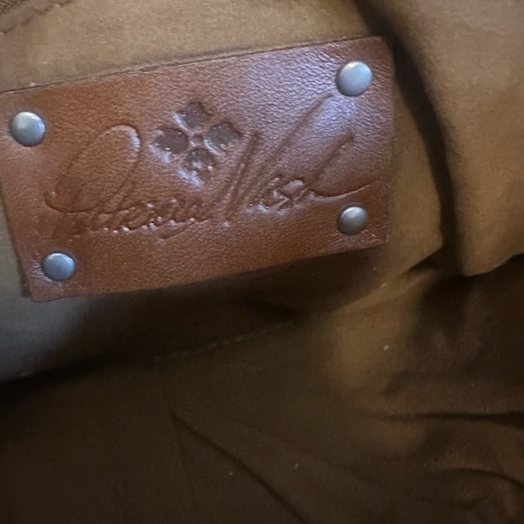 Patricia Nash tooled Leather wristlet/pouch - Picture 5 of 7